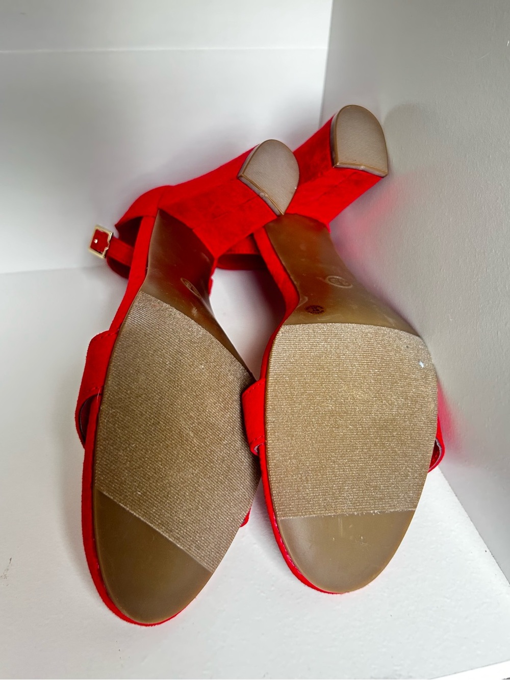 Worthington Woman’s Red Strappy Heels/ size US 8.5 - Picture 5 of 7